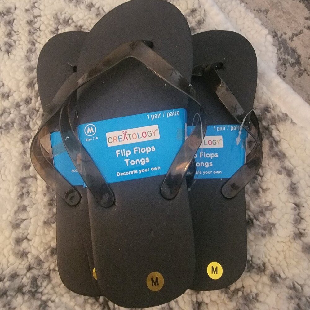 BUNDLE 3 Pair of Creatology Flip Flops Black Size Medium New With Tags